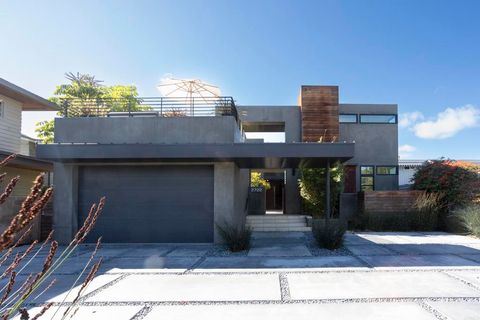 Photo of 2722 Camino Del Mar, Del Mar, CA 92014 (MLS # NDP2601238)