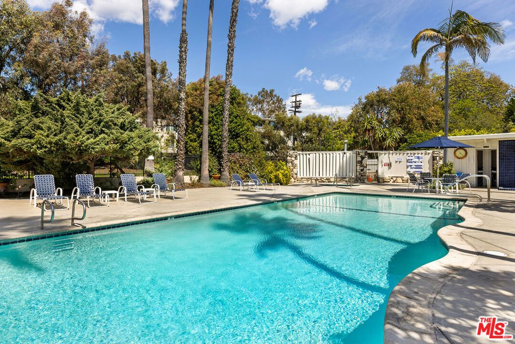 Photo of 289 S Barrington Avenue #A307, Los Angeles, CA 90049 (MLS # 25520959)