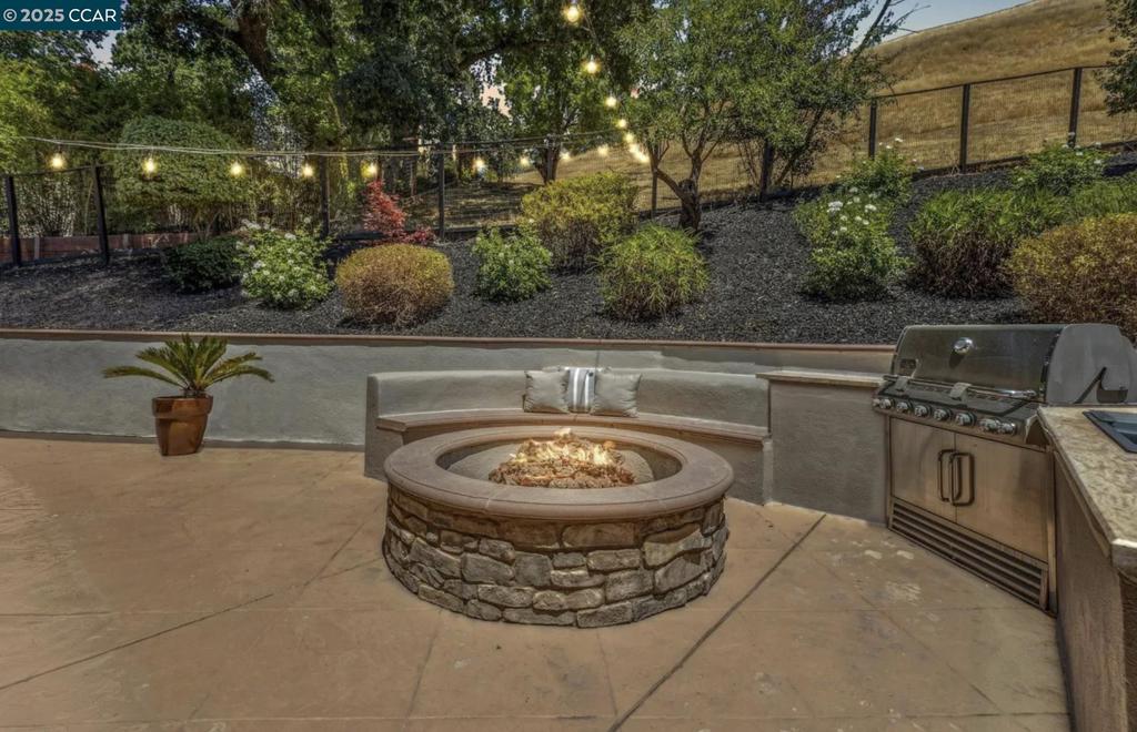 ACALNESRIE - Residential Lease