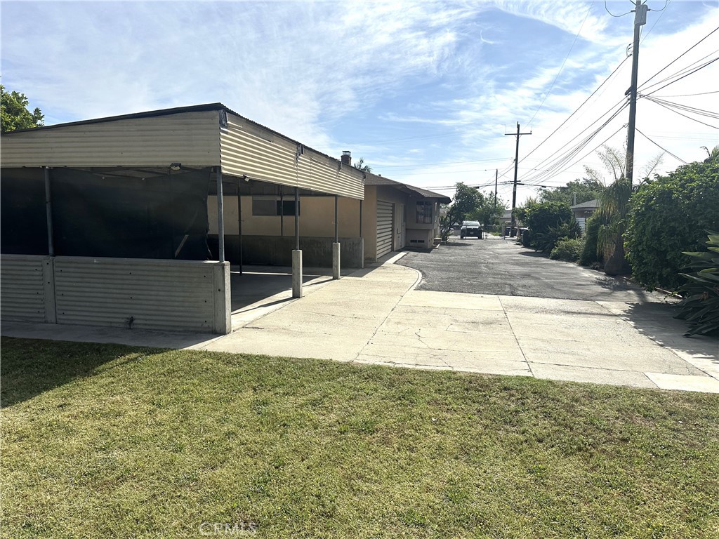 3041 Burton Avenue