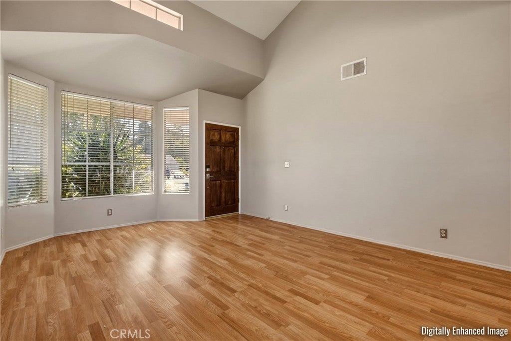 7329 Vassar