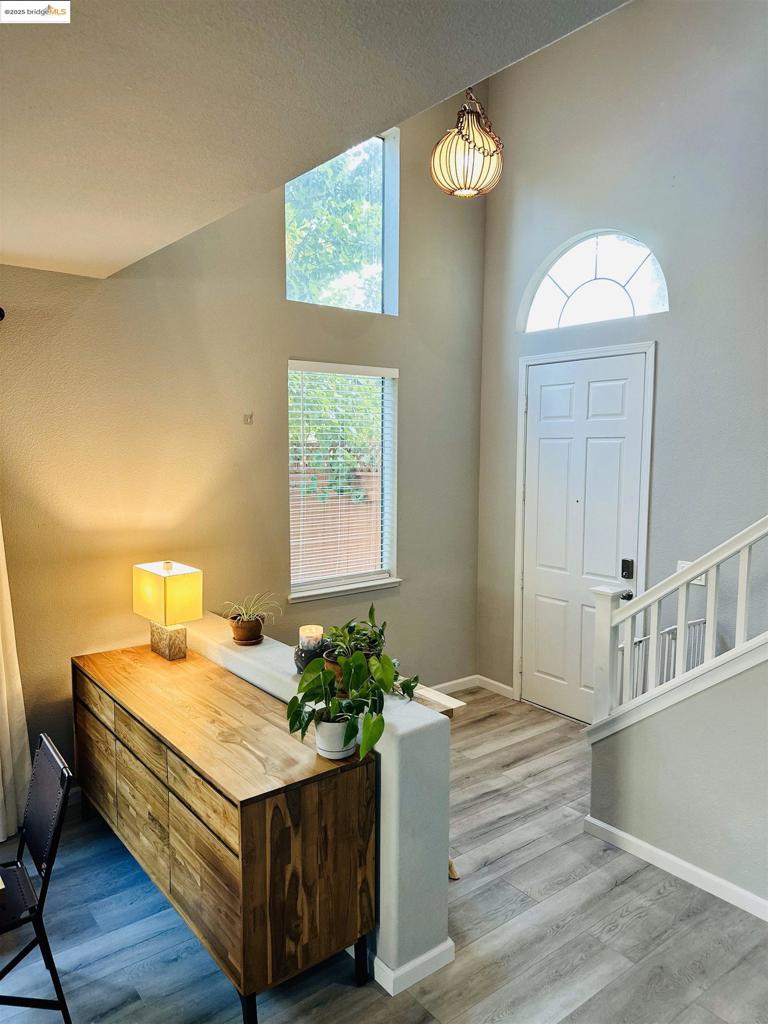 EDGEWOOD - Residential Lease