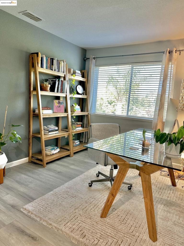 EDGEWOOD - Residential Lease