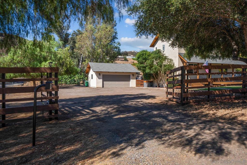 10788 Oak Creek Dr