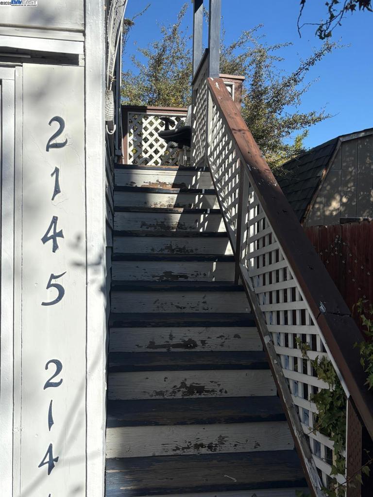 PALO ALTO - Residential