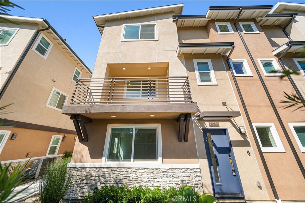 23238 Marigold Avenue