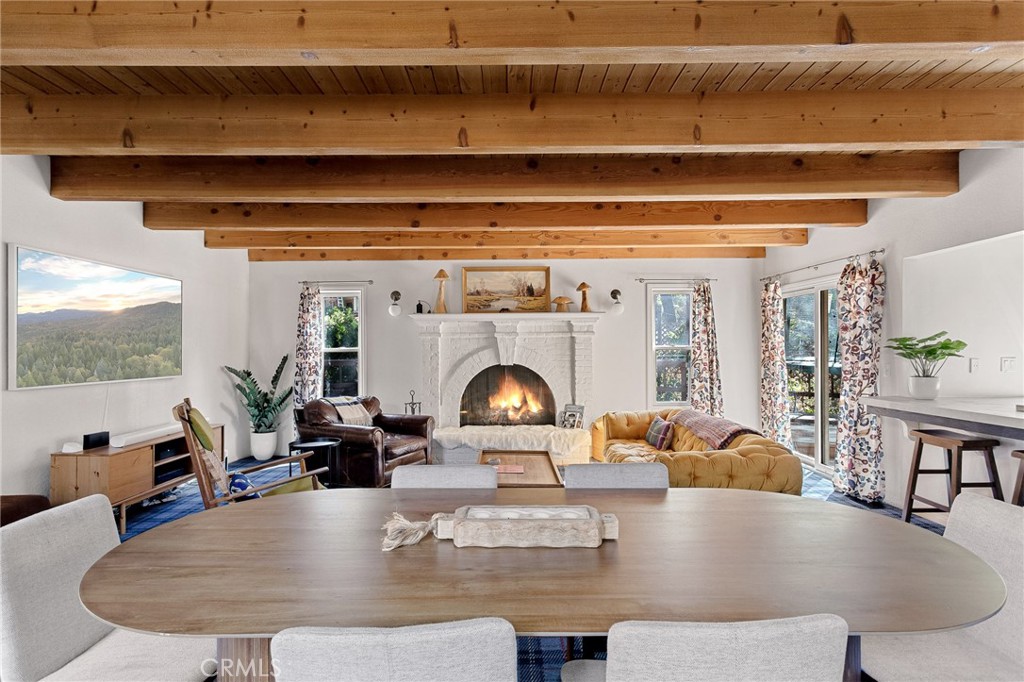 Lake Arrowhead, California, 92352, United States, 4 Bedrooms Bedrooms, ,4 BathroomsBathrooms,Residential,Active,2027293