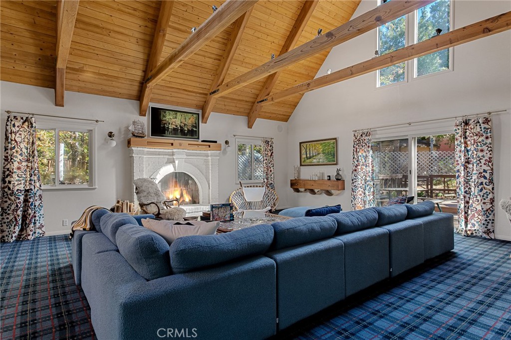 Lake Arrowhead, California, 92352, United States, 4 Bedrooms Bedrooms, ,4 BathroomsBathrooms,Residential,Active,2027293