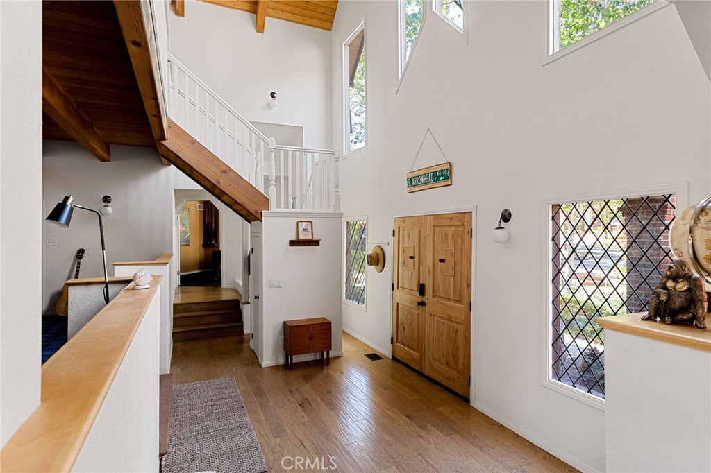 Lake Arrowhead, California, 92352, United States, 4 Bedrooms Bedrooms, ,4 BathroomsBathrooms,Residential,Active,2027293