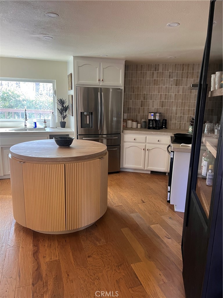 Lake Arrowhead, California, 92352, United States, 4 Bedrooms Bedrooms, ,4 BathroomsBathrooms,Residential,Active,2027293
