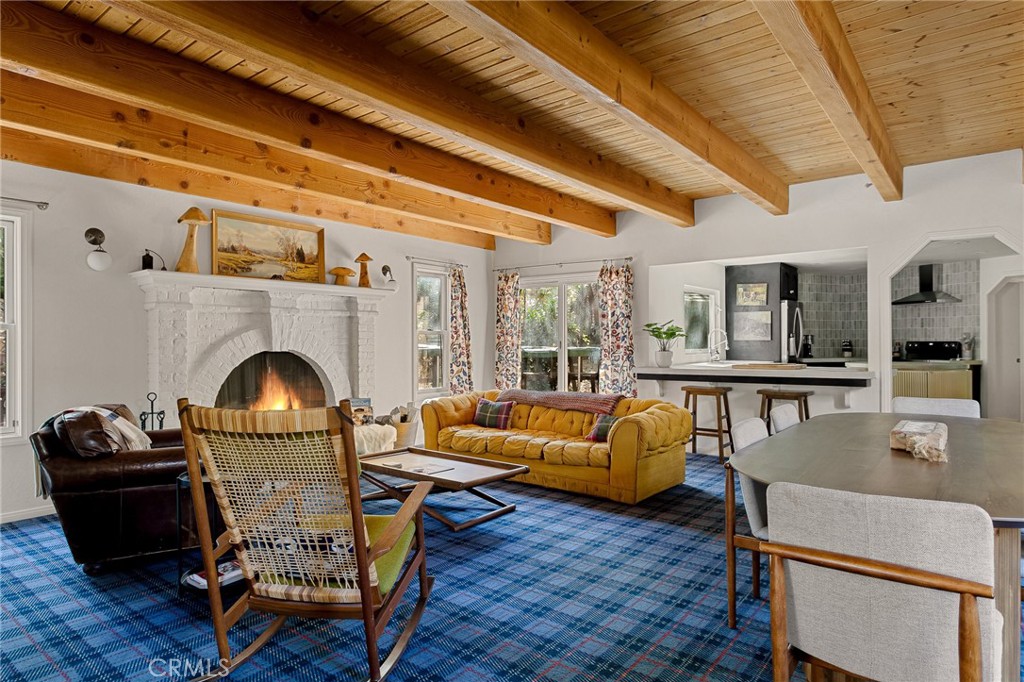 Lake Arrowhead, California, 92352, United States, 4 Bedrooms Bedrooms, ,4 BathroomsBathrooms,Residential,Active,2027293