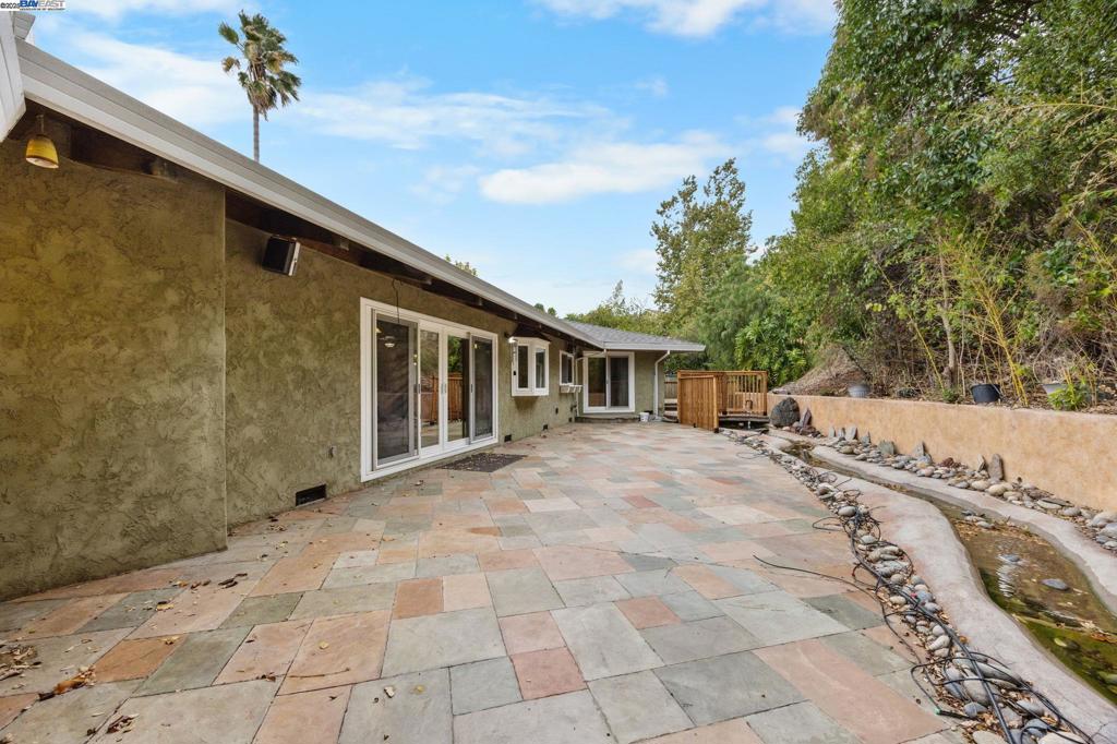 HOLIDAY ESTATES - Residential