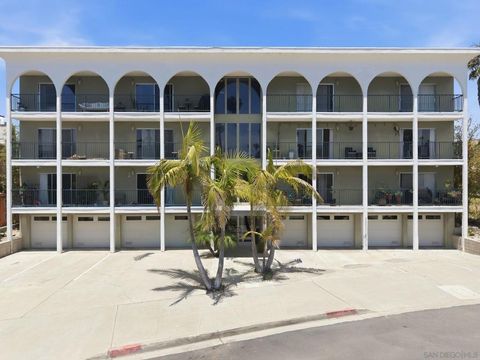 Photo of 356 Playa Del Norte #8, La Jolla, CA 92037 (MLS # 260012974SD)