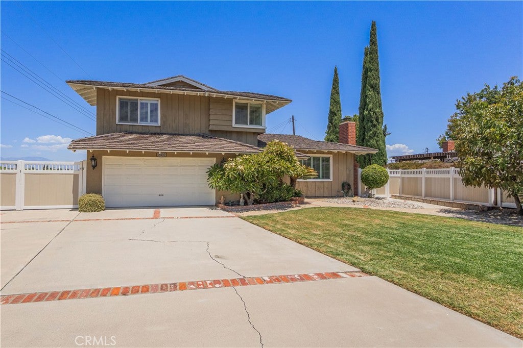 15637 Los Altos Drive, Hacienda Heights CA 91745