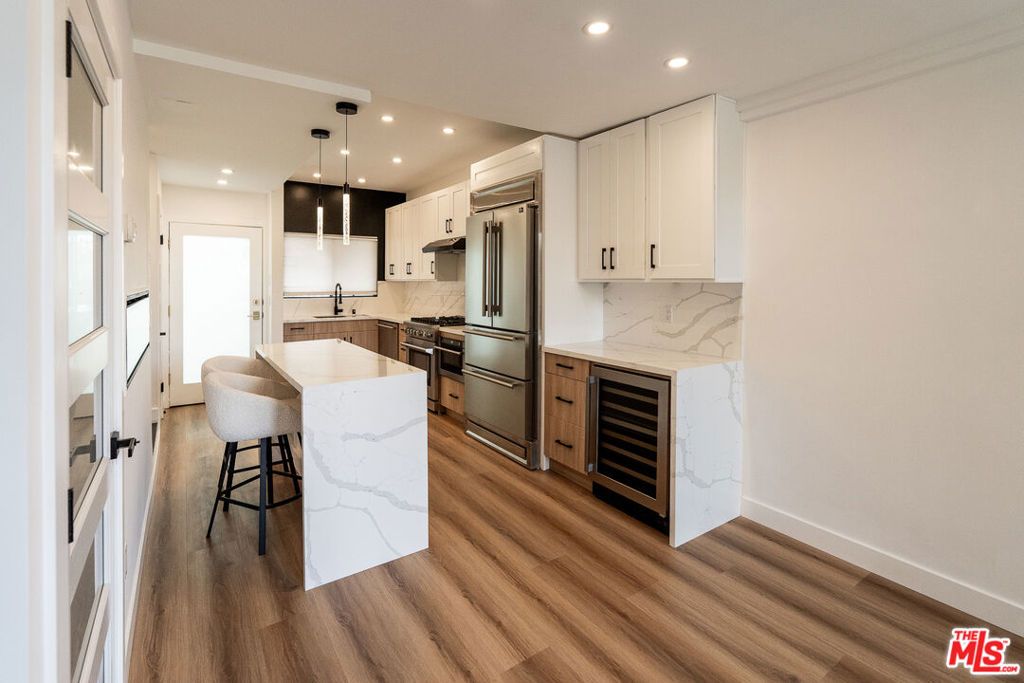 Photo of 2500 Abbot Kinney Boulevard #11, Venice, CA 90291 (MLS # 26712985)