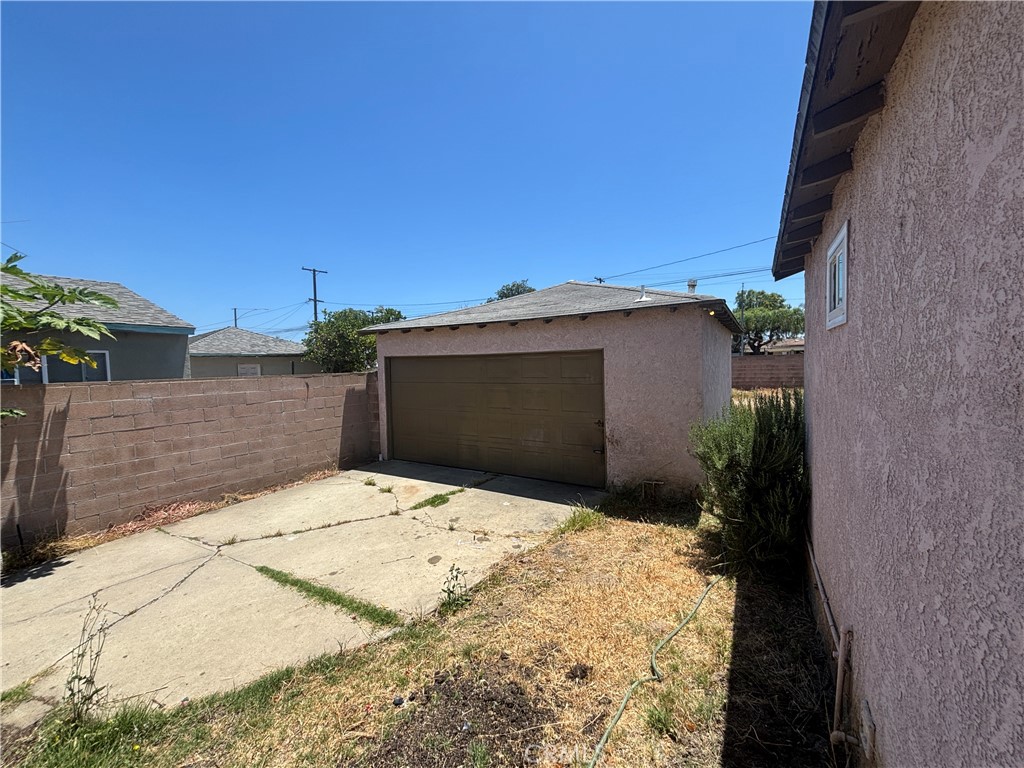 810 E Silva Street