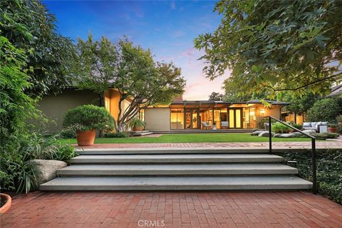 Photo of 400 Vaquero Road, Arcadia, CA 91007 (MLS # GD25188495)