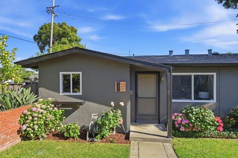 Photo of 2333 New Jersey Avenue, San Jose, CA 95124 (MLS # ML82047877)