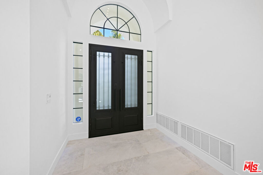 5566 Spring Hill Court