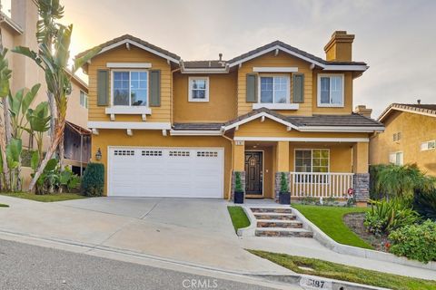 Photo of 5187 Knollwood Way, Woodland Hills, CA 91364 (MLS # SR26017663)