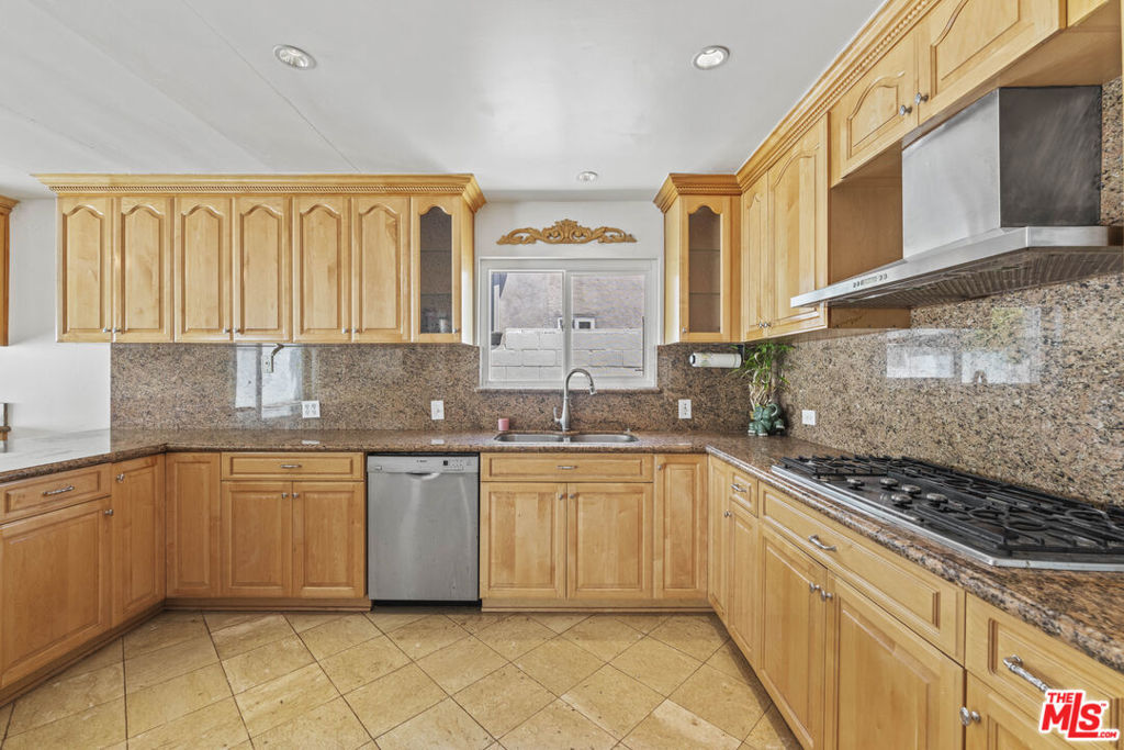 Marquez Knolls Tract No. 20305 - Residential