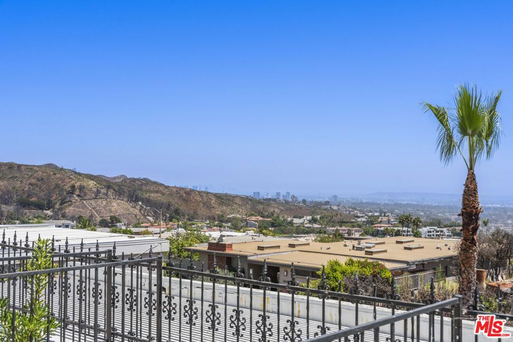 Marquez Knolls Tract No. 20305 - Residential