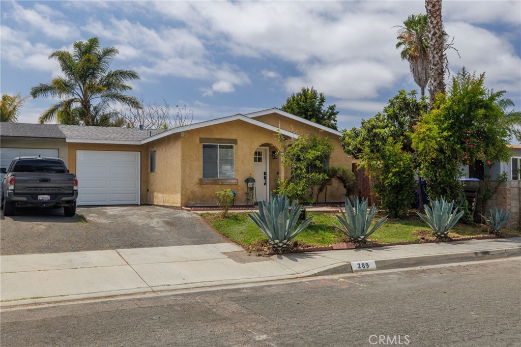 289 Lustrosos Street