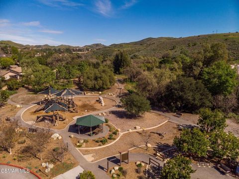 Tiny photo for 2161 Scenicpark Street, Thousand Oaks, CA 91362 (MLS # 226001019)