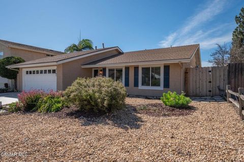 Tiny photo for 2161 Scenicpark Street, Thousand Oaks, CA 91362 (MLS # 226001019)