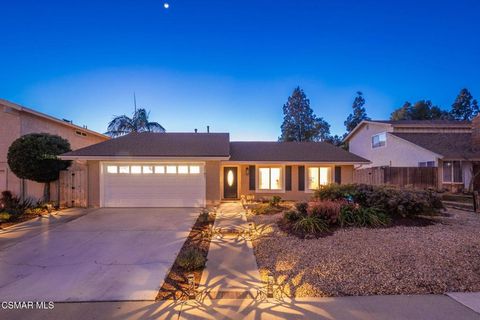 Photo of 2161 Scenicpark Street, Thousand Oaks, CA 91362 (MLS # 226001019)