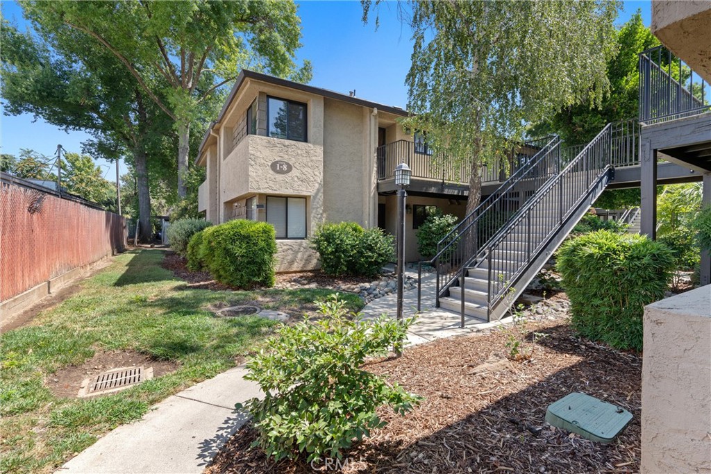 Perfect for First Time Ownership or Investors-Charming 2-Bed, 2-Bath Condo in Prime Location!
Welcome to 1420 Sherman Avenue #8 – a beautifully updated 2-bedroom, 2-bathroom condo offering 920 square feet of comfortable, low-maintenance living. Freshly painted throughout with new windows and a newer HVAC system, this home is move-in ready and ideal for modern lifestyles.
The living area flows seamlessly into a functional kitchen and dining space. Both bedrooms are generously sized, offering ample closet space and great natural light. All appliances included in purchase- INCLUDING washer and dryer
Located in a well-maintained Sawmill Commons community, this condo is centrally situated near schools, shopping, dining, and public transportation—everything you need just minutes from your door.