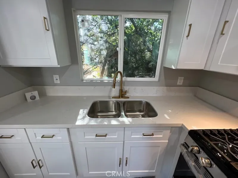 Chino Hills, California 91709, United States, 4 Bedrooms Bedrooms, ,2 BathroomsBathrooms,Residential,Active,231410