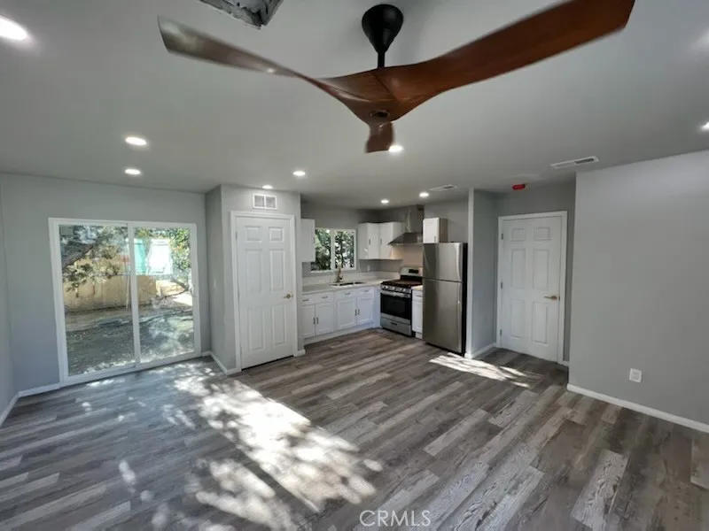 Chino Hills, California 91709, United States, 4 Bedrooms Bedrooms, ,2 BathroomsBathrooms,Residential,Active,231410