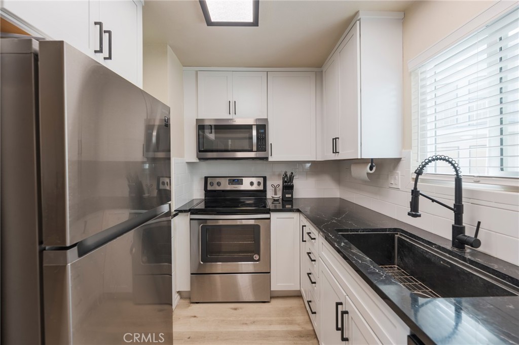 1108 Camino Real 407