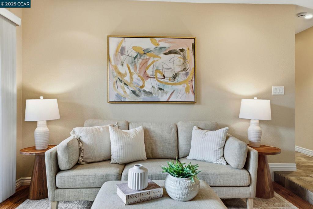 CRESTVIEW - Residential