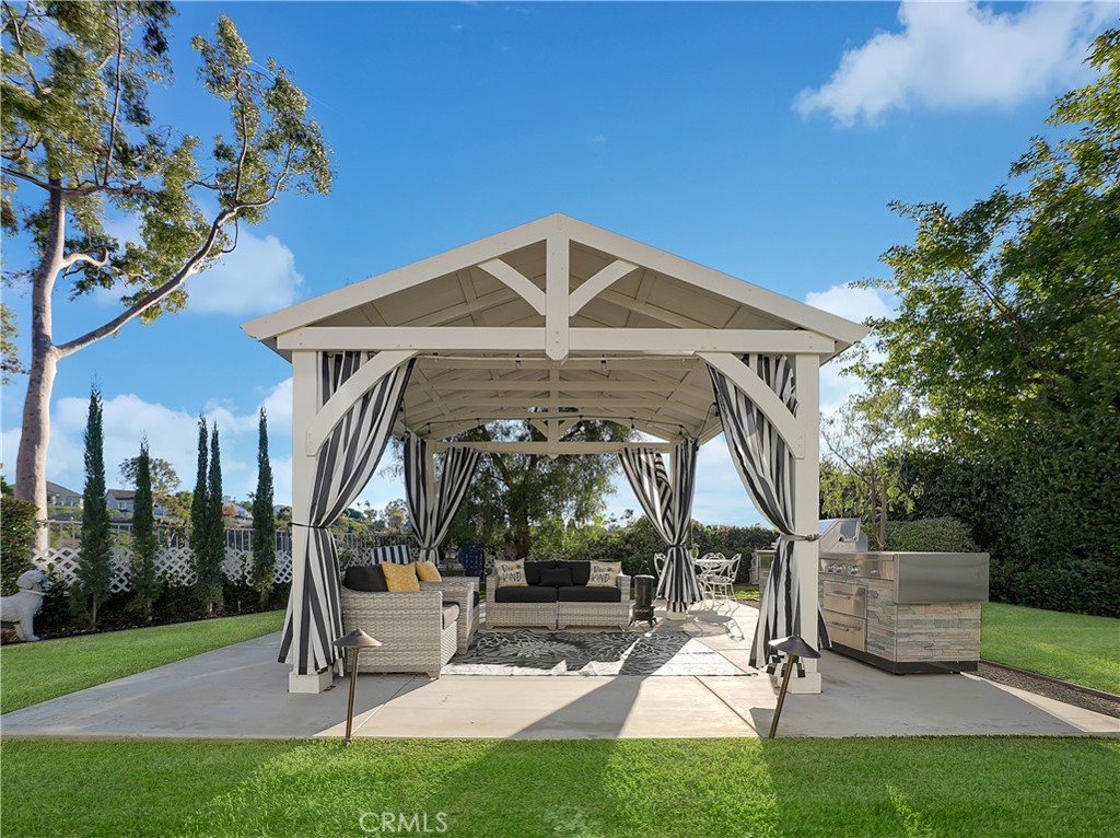 25596 Harrington Court