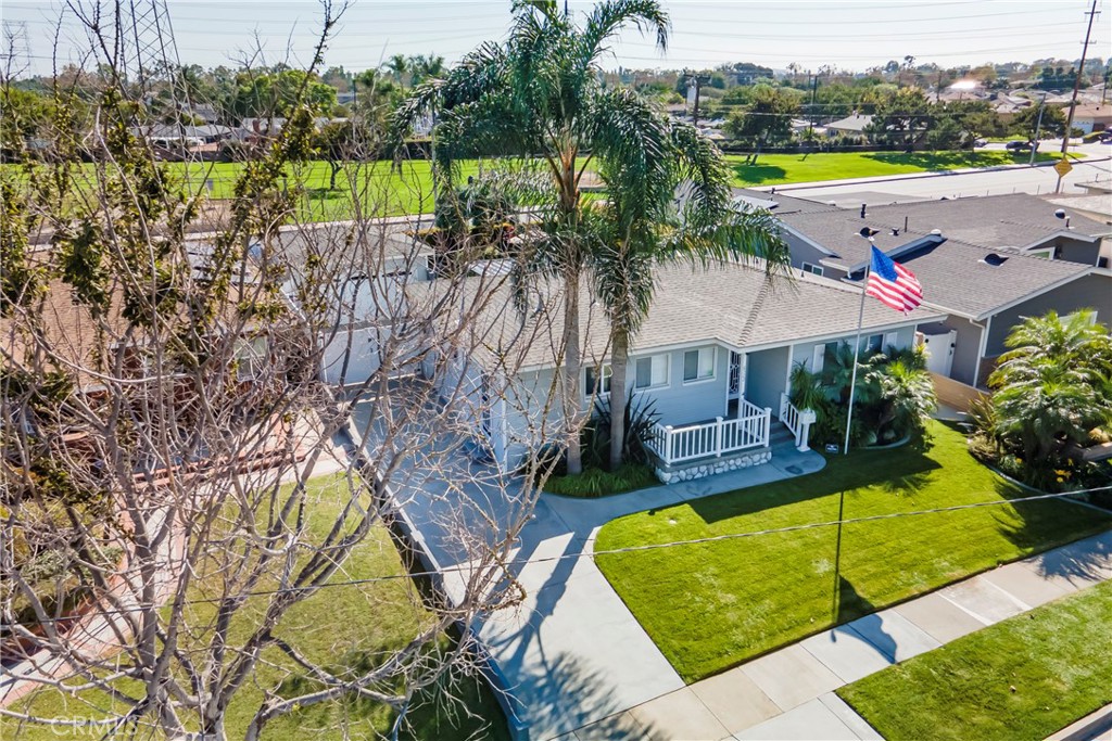 Lakewood Manor (LMMO) - Residential