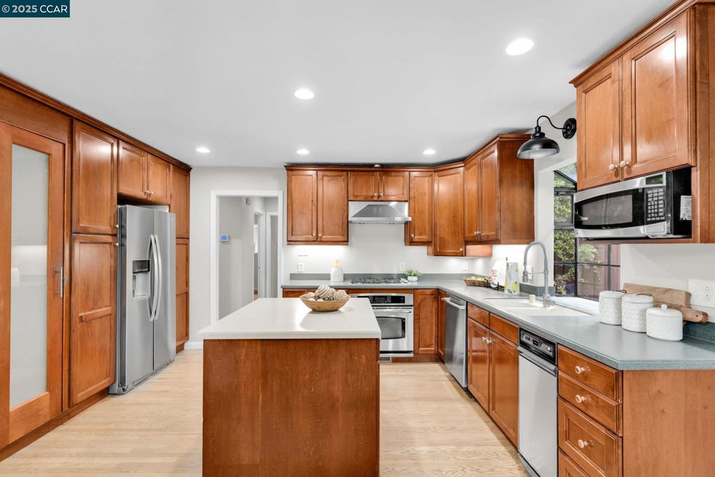 PARKMEAD - Residential