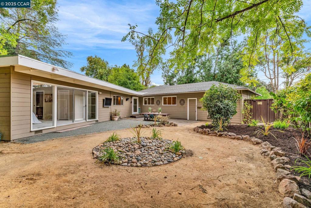PARKMEAD - Residential