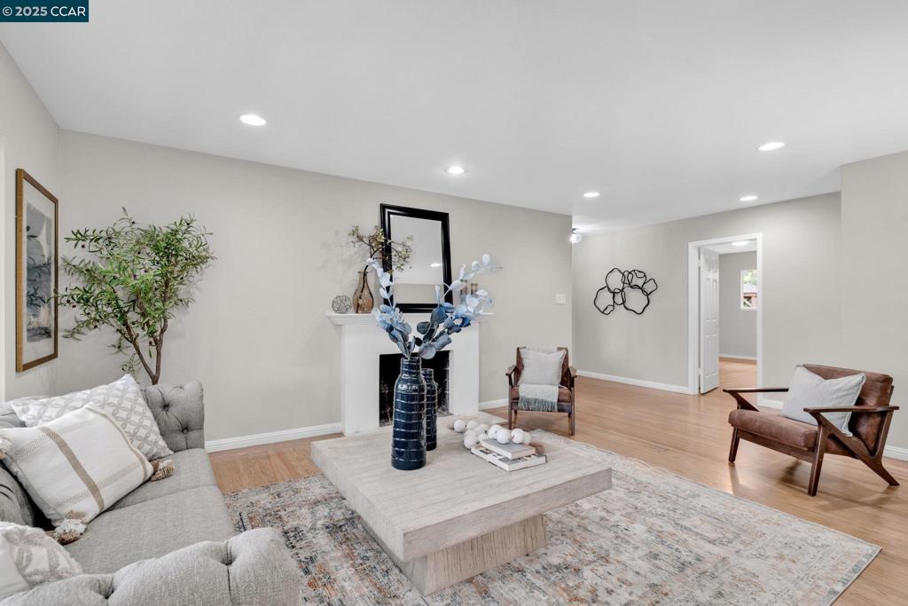 PARKMEAD - Residential