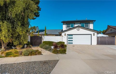 1517 E San Alto Orange CA 92865