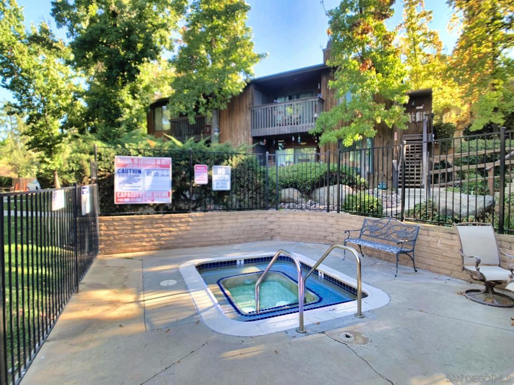 2157 Arnold Way #722