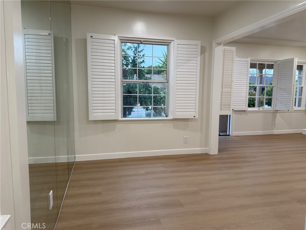 5912 Carpenter Avenue