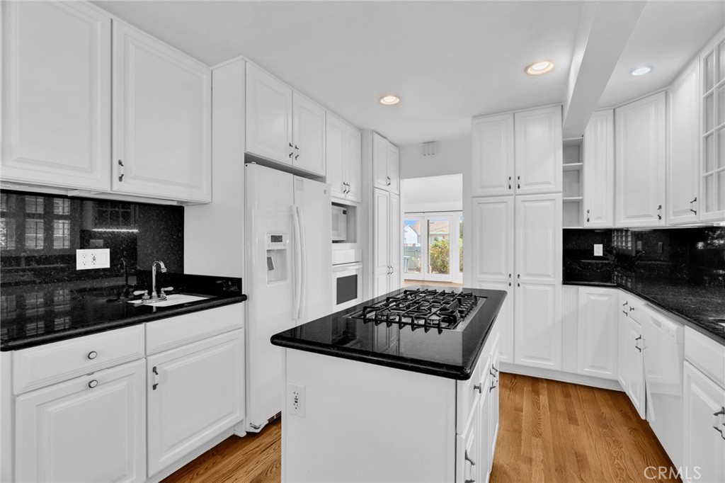 4114 Artesia Boulevard