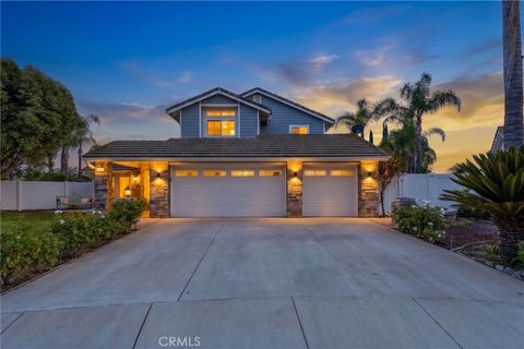 Photo of 25221 Corte Sur, Murrieta, CA 92563 (MLS # SW26128013)