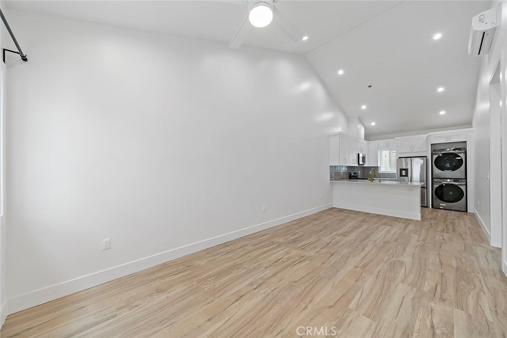 2618 Glendale