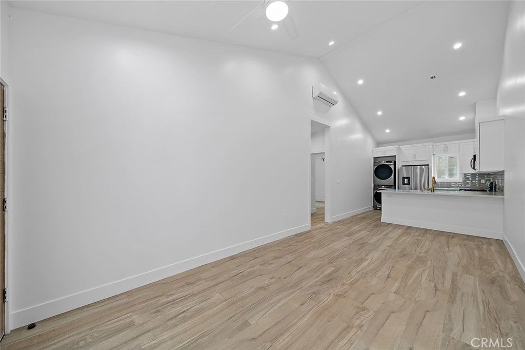 2618 Glendale