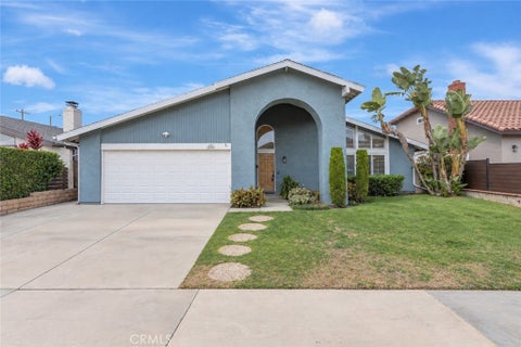 Photo of 20141 Big Bend LN, Huntington Beach, CA 92646 (MLS # OC26203197)