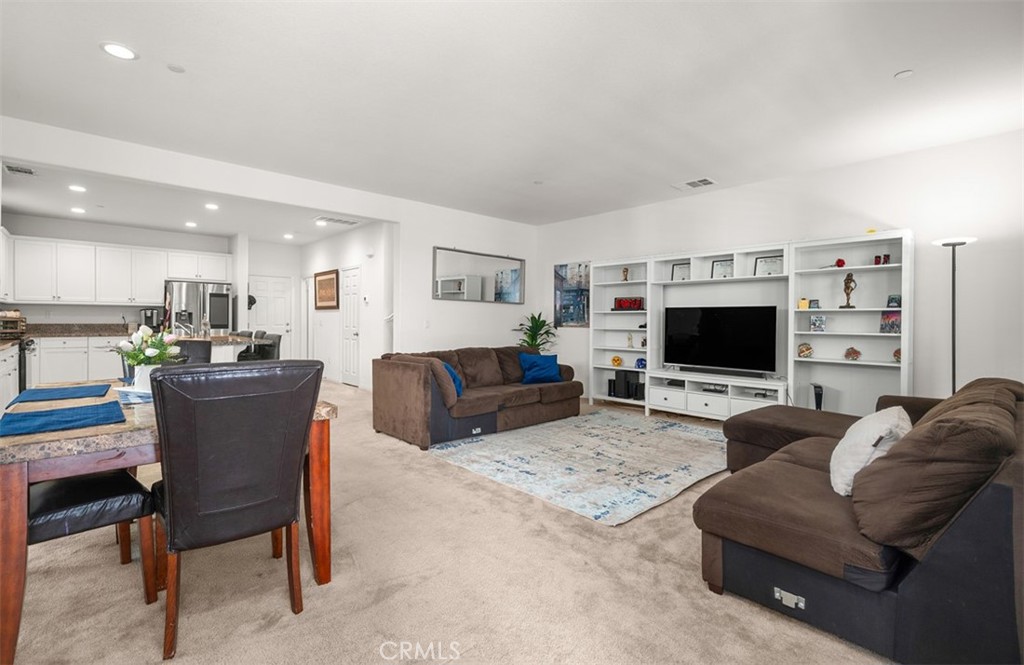 646 S Fillmore Avenue