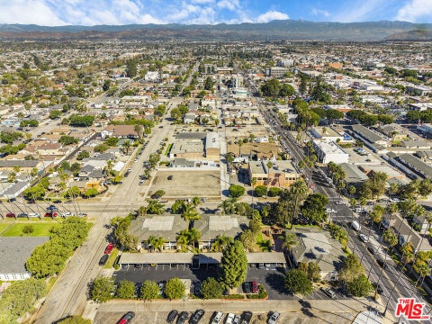 Tiny photo for 711 S C Street, Oxnard, CA 93030 (MLS # 26101952)